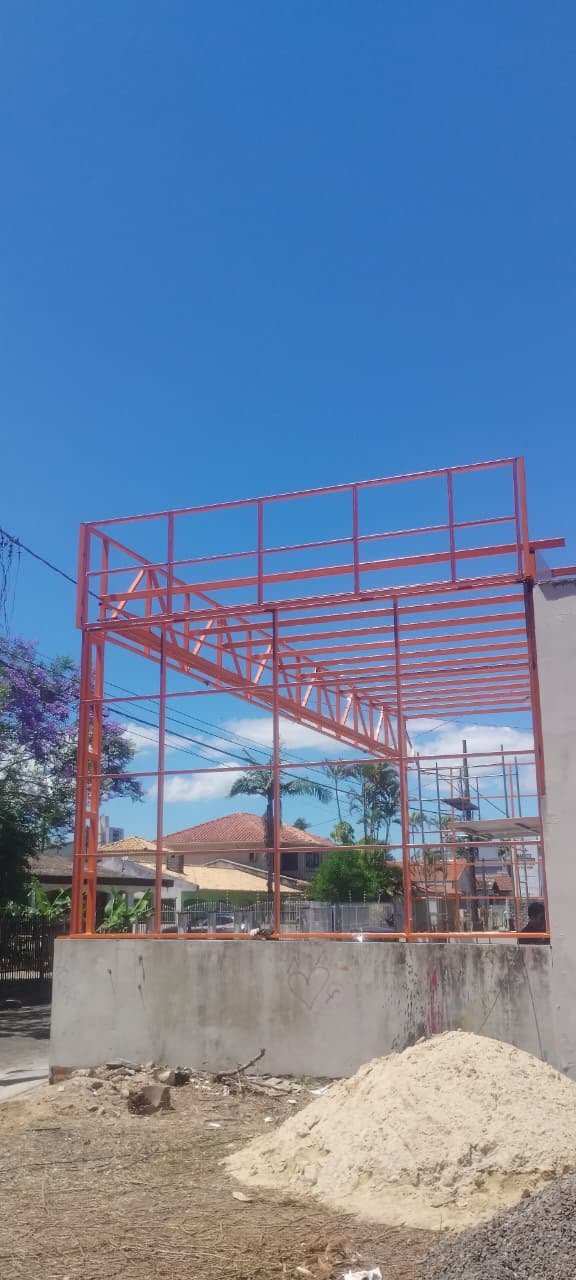 Estrutura metálica para cobertura